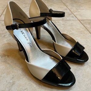 Anne Klein pump with ankle strap